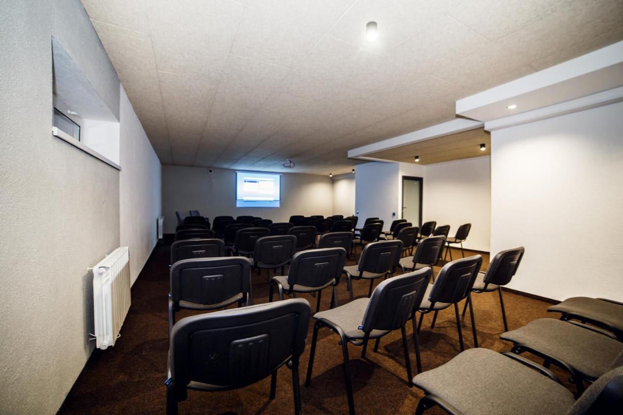 Arena Apart - Hotel Polyana  Exterior photo